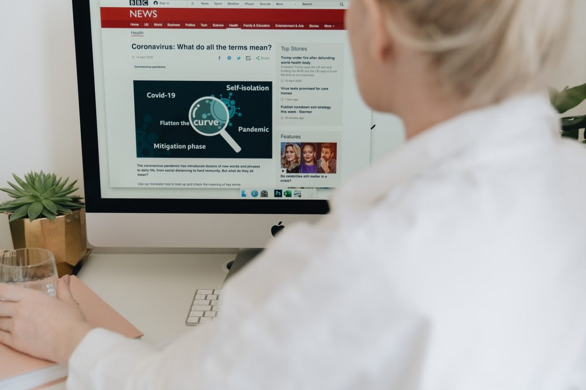 How Technology Is Changing How We Consume News